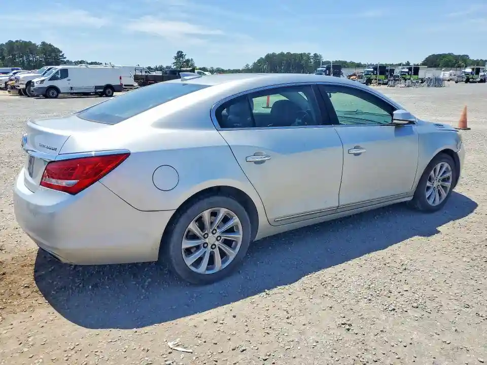 1G4GB5G30GF223745 2016 BUICK LACROSSE-2