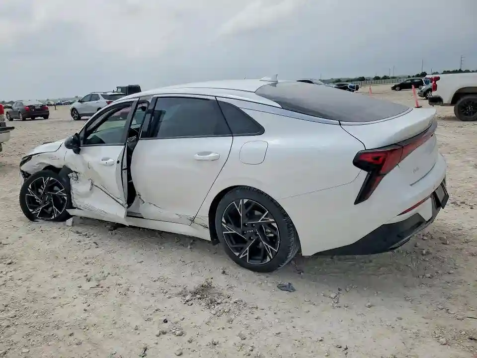 KNAG64J76S5283975 2025 KIA K5-1