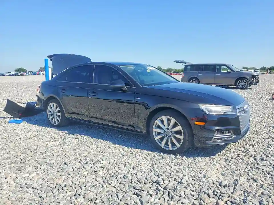 WAUKMAF48JN019779 2018 AUDI A4-3