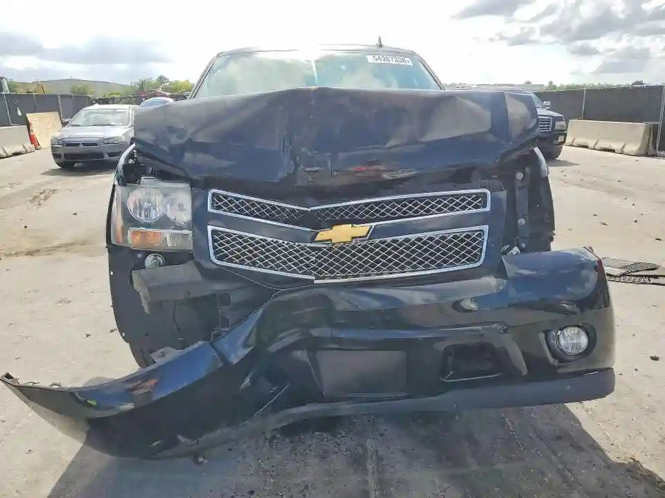 1GNSCJE0XCR241599 2012 CHEVROLET SUBURBAN-4