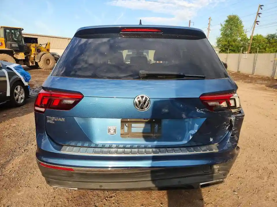 3VV3B7AX4KM102401 2019 VOLKSWAGEN TIGUAN-5