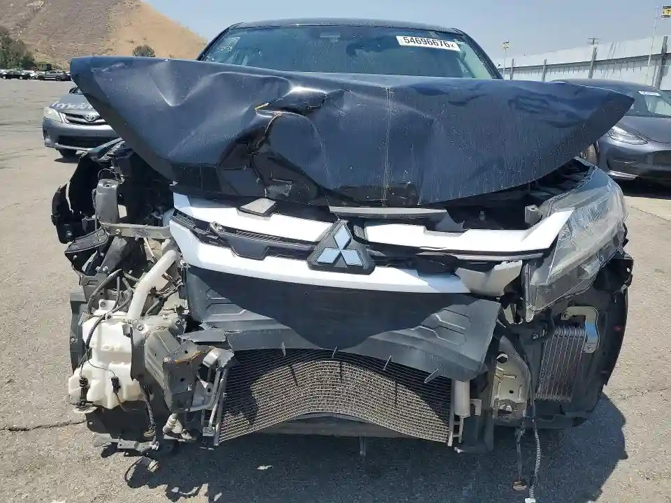 JA4APUAU4MU016896 2021 MITSUBISHI OUTLANDER-4
