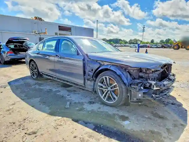 WBA7U2C07LGJ59956 2020 BMW 7 SERIES-3