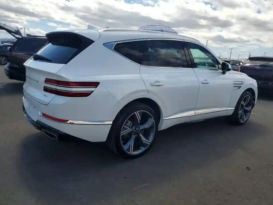 KMUHCESBXSU275177 2025 GENESIS GV80-2