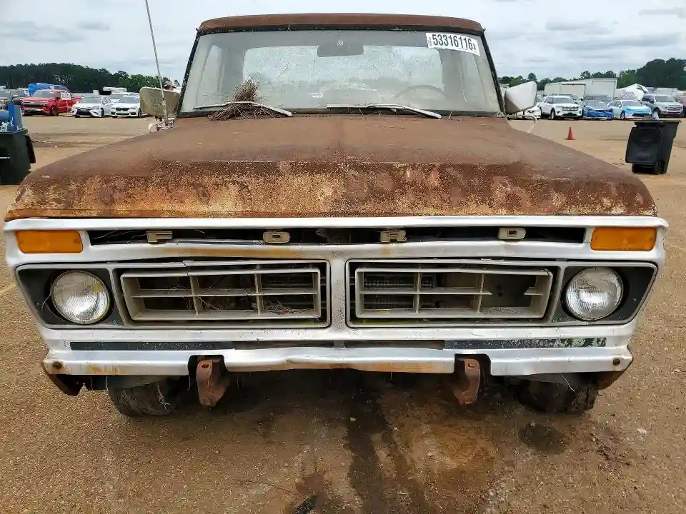 F25SUY00110 1977 FORD F250-4