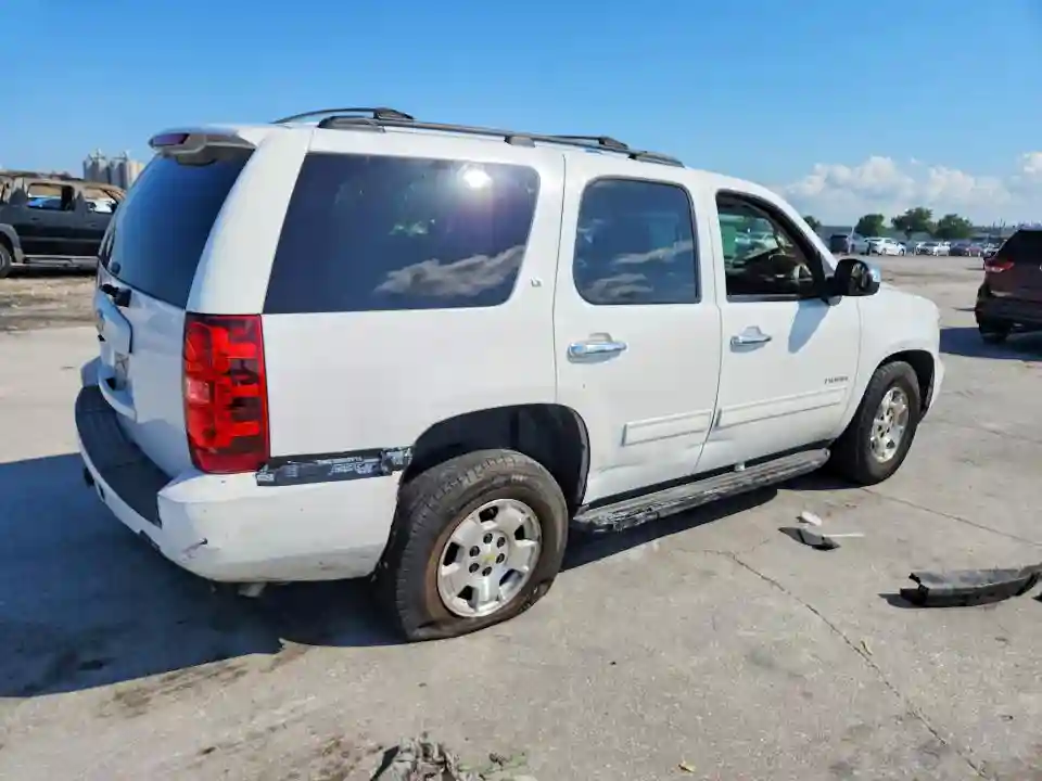 1GNSCBE07DR142200 2013 CHEVROLET TAHOE-2
