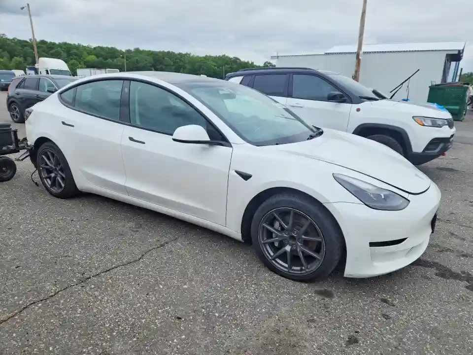 5YJ3E1EA5NF369127 2022 TESLA MODEL 3-3