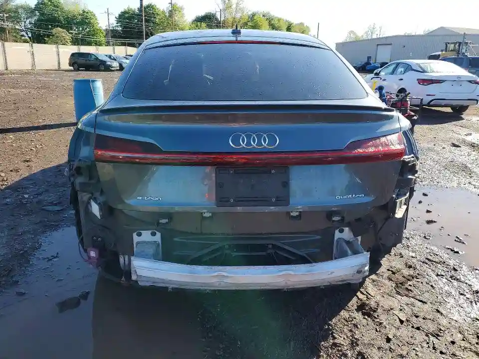 WA11AAGE0MB012341 2021 AUDI E-TRON-5