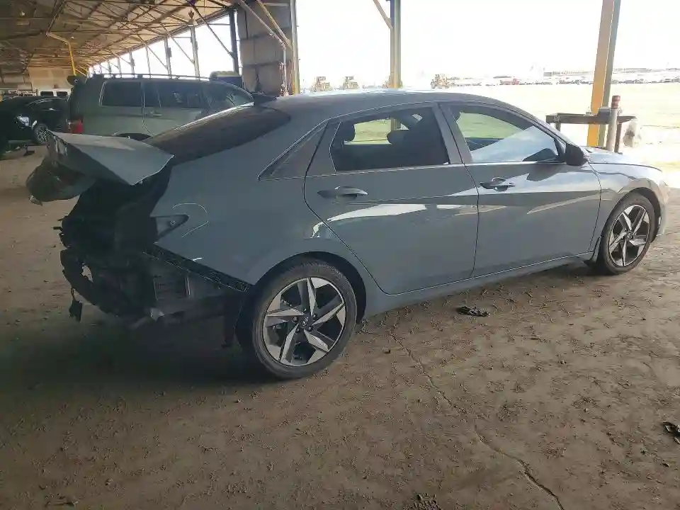 KMHLN4AG4NU349384 2022 HYUNDAI ELANTRA-2