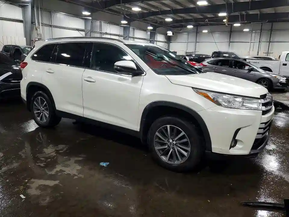 5TDJZRFH0KS607589 2019 TOYOTA HIGHLANDER-3