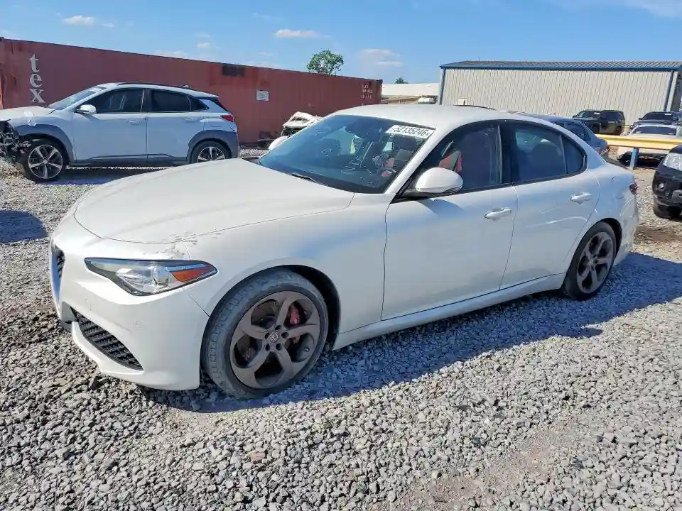 ZARFAEEN9H7560780 2017 ALFA ROMEO GIULIA-0