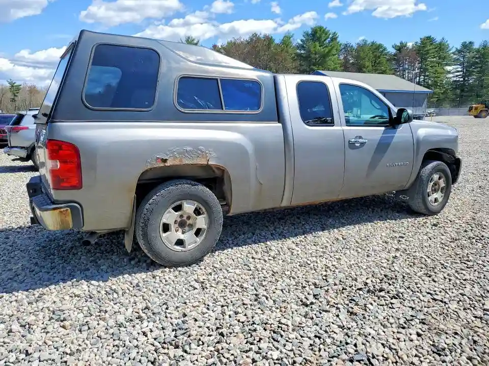 1GCRKSE73DZ298466 2013 CHEVROLET ALL MODELS-2