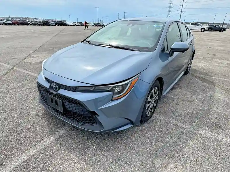 JTDEAMDE3NJ049985 2022 TOYOTA COROLLA-1