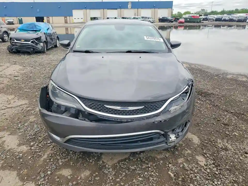 1C3CCCAB2FN552413 2015 CHRYSLER 200-4