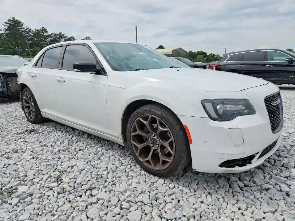 2C3CCABG3FH756077 2015 CHRYSLER 300-3