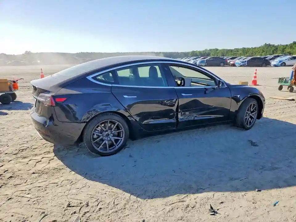 5YJ3E1EA4KF410603 2019 TESLA MODEL 3-2
