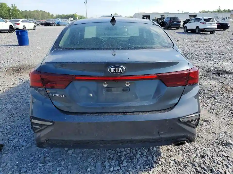 3KPF24AD0KE122364 2019 KIA FORTE LXS-5