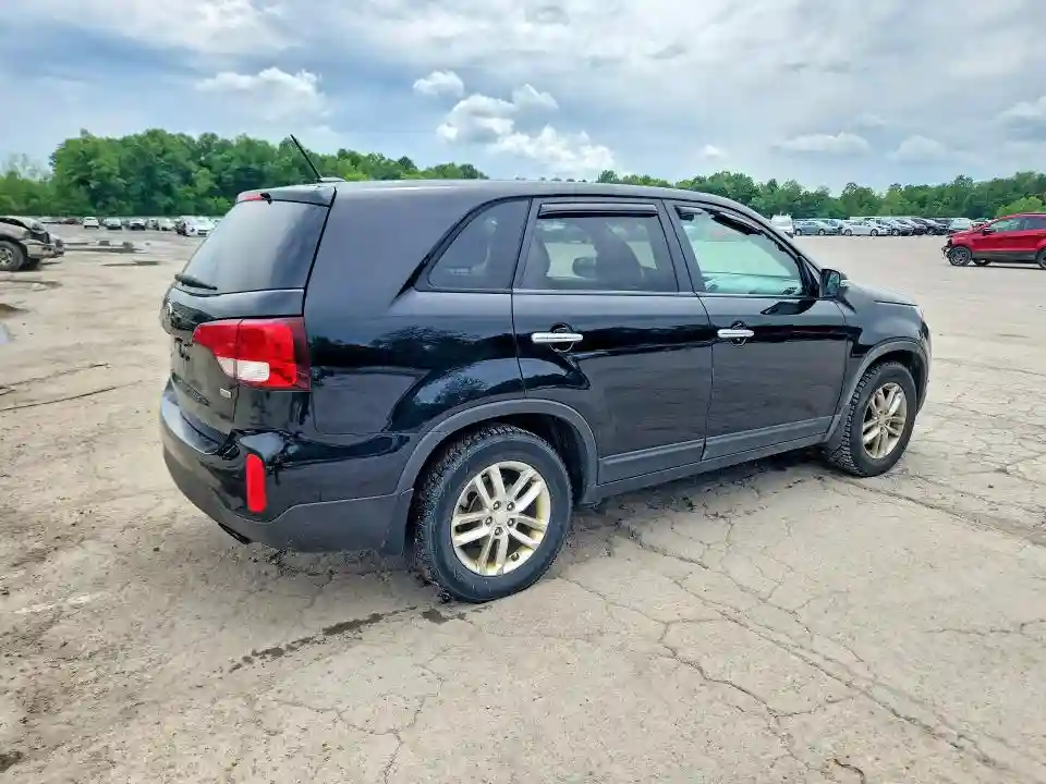5XYKT3A66FG631102 2015 KIA SORENTO-2