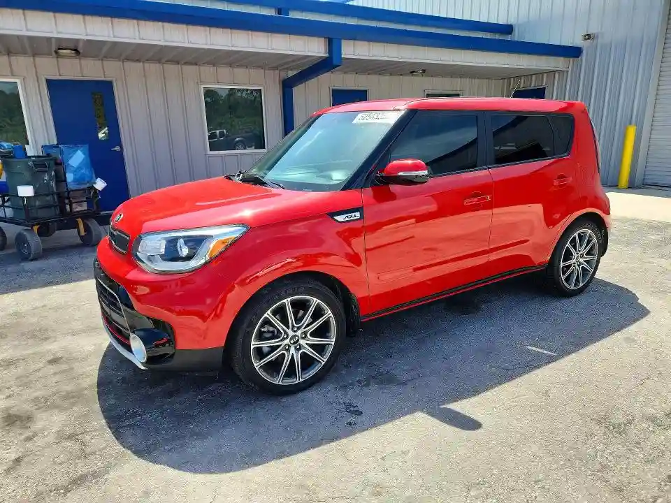 KNDJX3AA9J7590653 2018 KIA SOUL-0