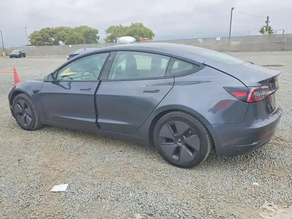 5YJ3E1EA9MF850304 2021 TESLA MODEL 3-1
