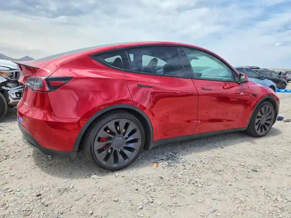 7SAYGDEF6PF779776 2023 TESLA MODEL Y-2