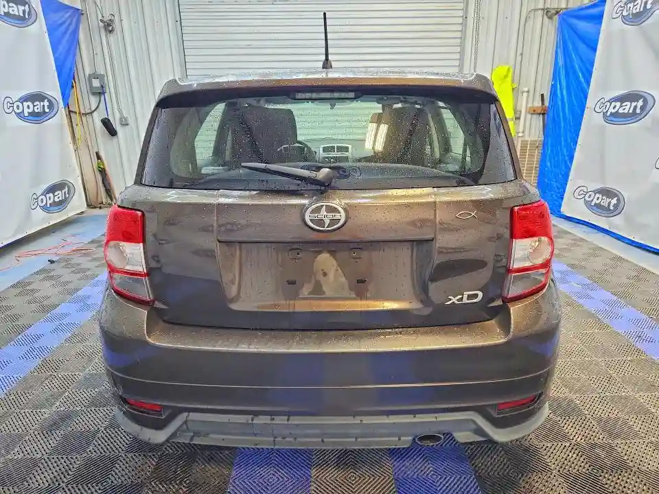 JTKKU4B4XB1008939 2011 SCION XD-5