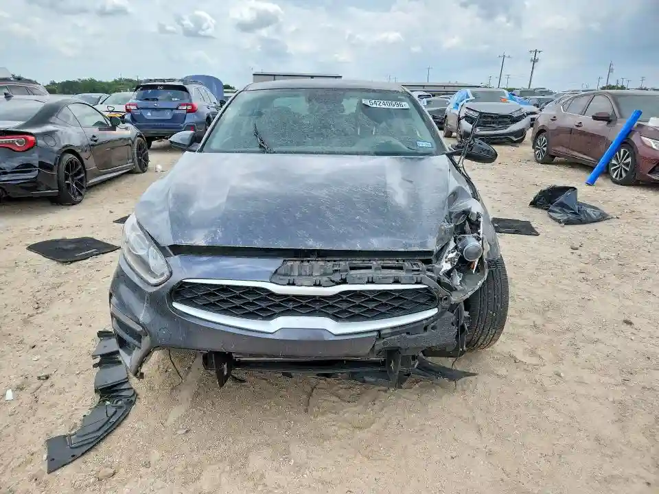 3KPF24AD1KE112281 2019 KIA FORTE LXS-4