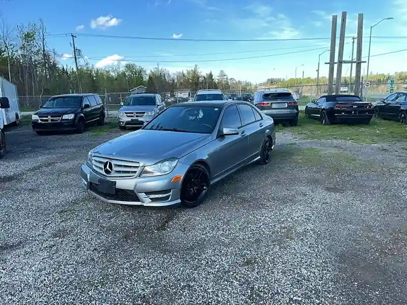 WDDGF8ABXDA782065 2013 MERCEDES-BENZ C-CLASS-1