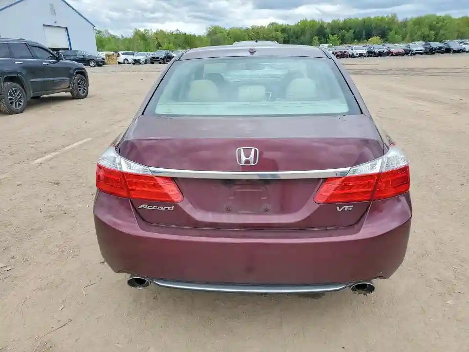 1HGCR3F8XDA000963 2013 HONDA ACCORD-5