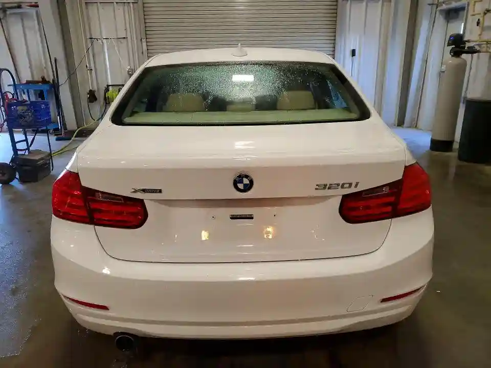 WBA3C3G55ENS69920 2014 BMW 3 SERIES-5