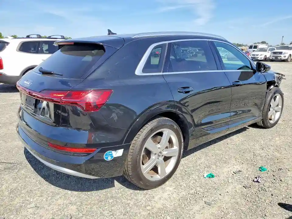 WA1VABGE6KB020531 2019 AUDI E-TRON-2