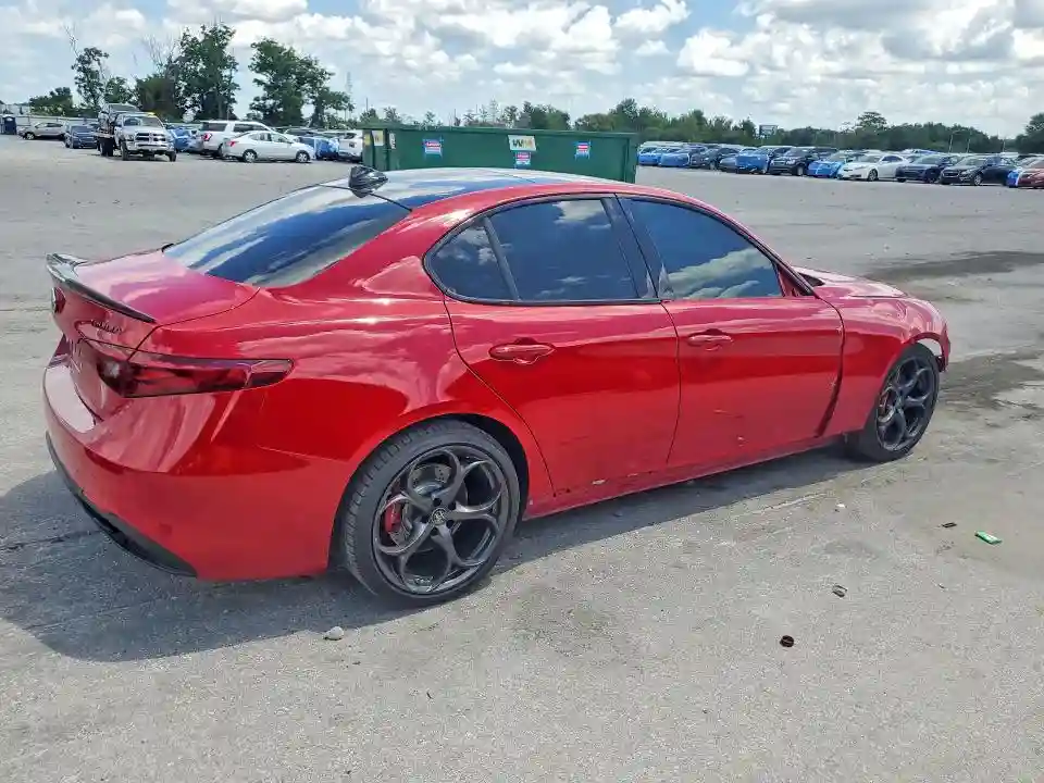 ZARFAMBN7L7624290 2020 ALFA ROMEO GIULIA-2