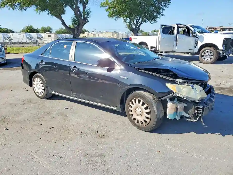 4T1BD1FK8EU132317 2014 TOYOTA CAMRY SOLA-3