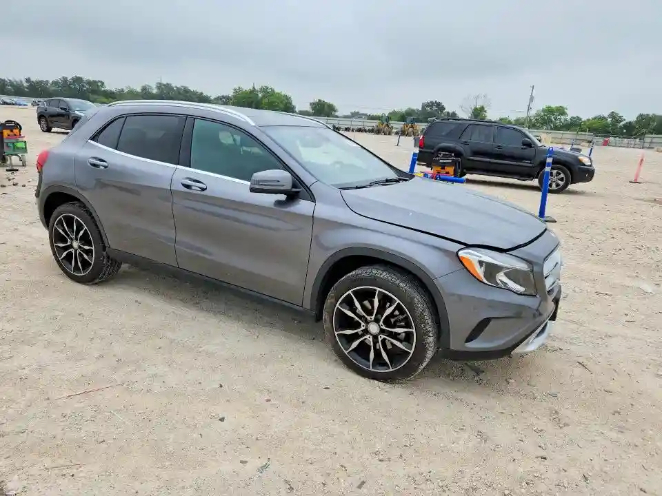 WDCTG4EB2GJ250879 2016 MERCEDES-BENZ GLA-CLASS-3