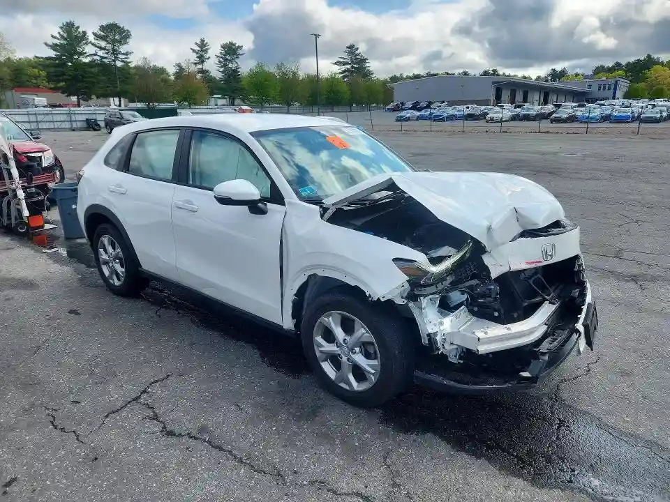 3CZRZ2H33SM768119 2025 HONDA HR-V-3