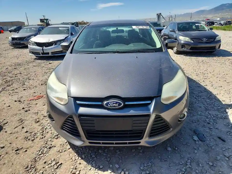 1FAHP3F20CL415644 2012 FORD FOCUS-4