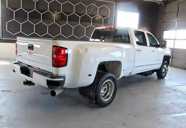 1GT42YEY3HF137337 2017 GMC SIERRA-2
