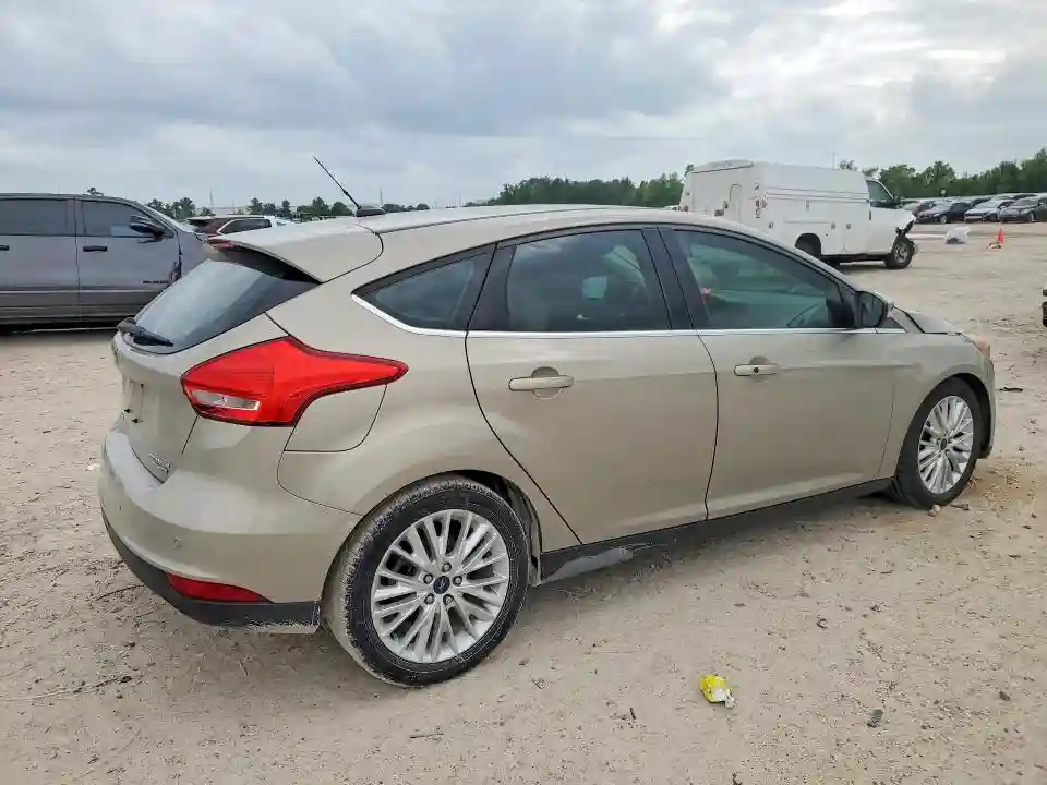 1FADP3N21FL268836 2015 FORD FOCUS-2