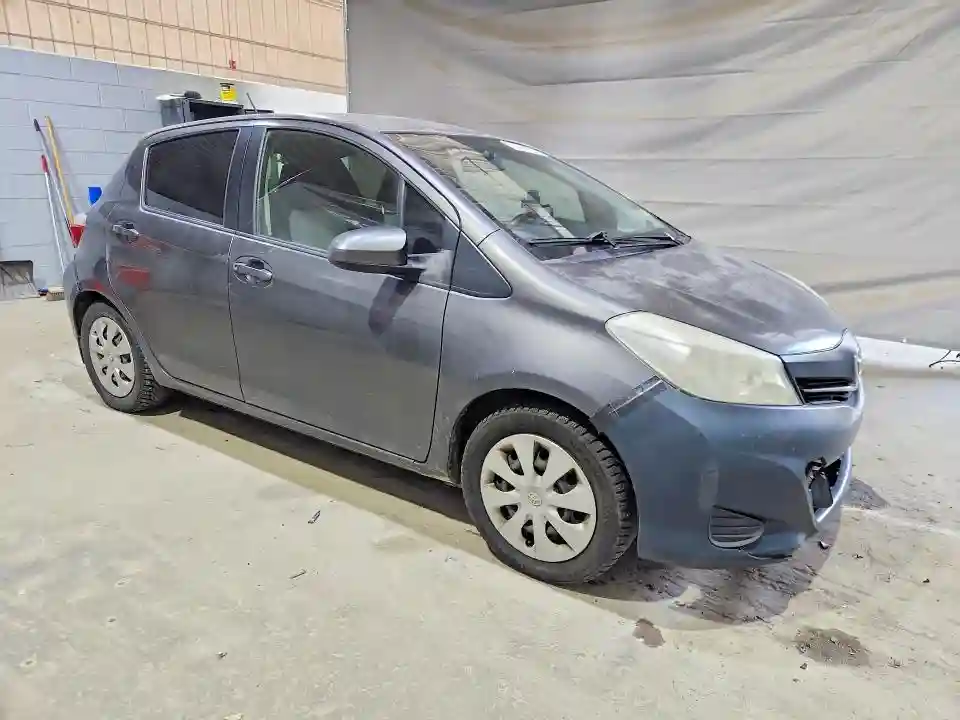 JTDKTUD36CD525671 2012 TOYOTA YARIS-3