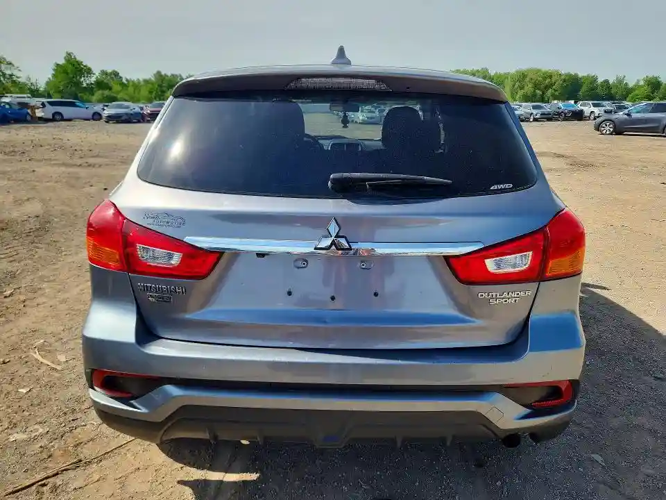 JA4AR3AU7JU009053 2018 MITSUBISHI OUTLANDER-5