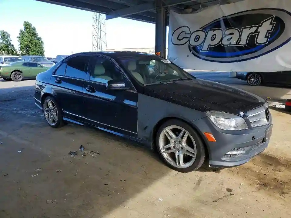 WDDGF5EB2BR174578 2011 MERCEDES-BENZ C-CLASS-3