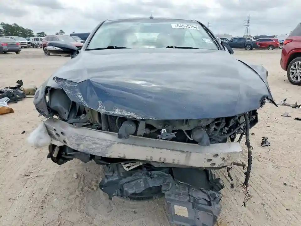 JTHFE2C29B2505352 2011 LEXUS IS-4