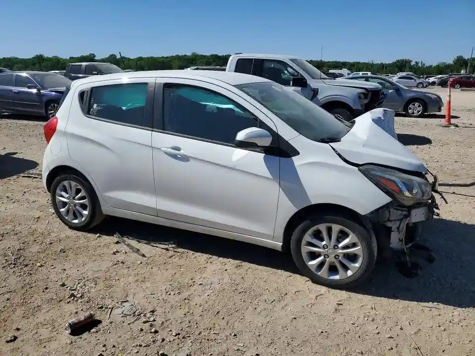 KL8CD6SA3LC431034 2020 CHEVROLET SPARK-3
