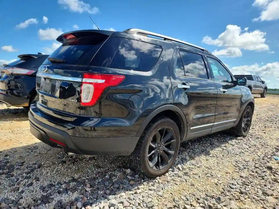 1FMHK8F84BGA50950 2011 FORD EXPLORER-2