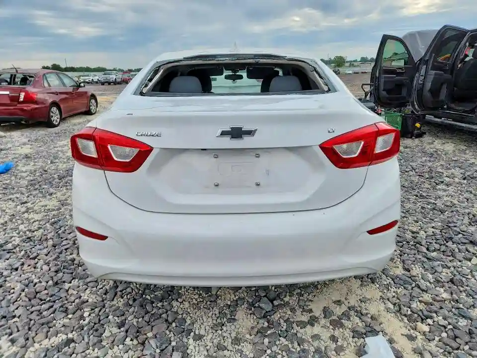 1G1BE5SM4H7110617 2017 CHEVROLET CRUZE-5