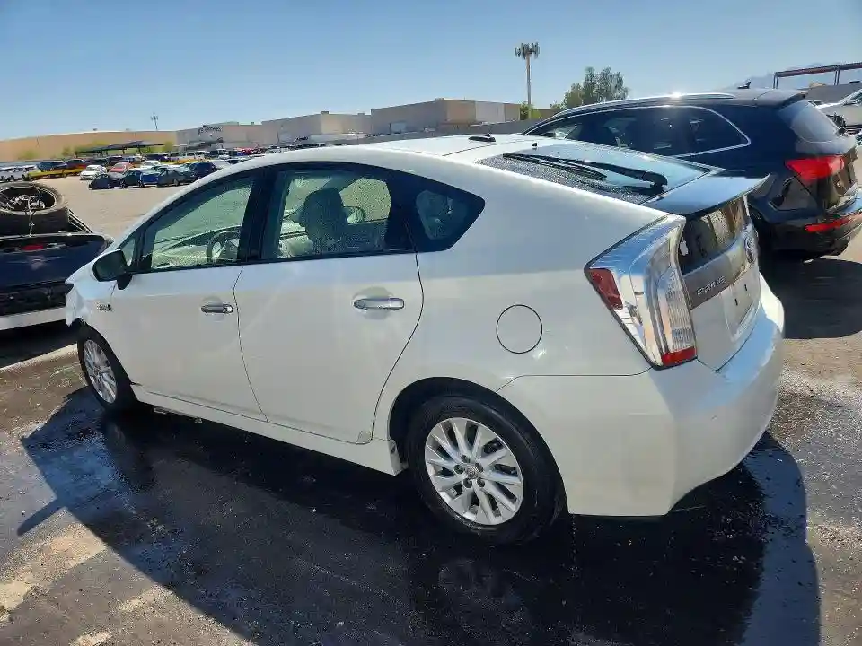 JTDKN3DP5C3028558 2012 TOYOTA PRIUS-1