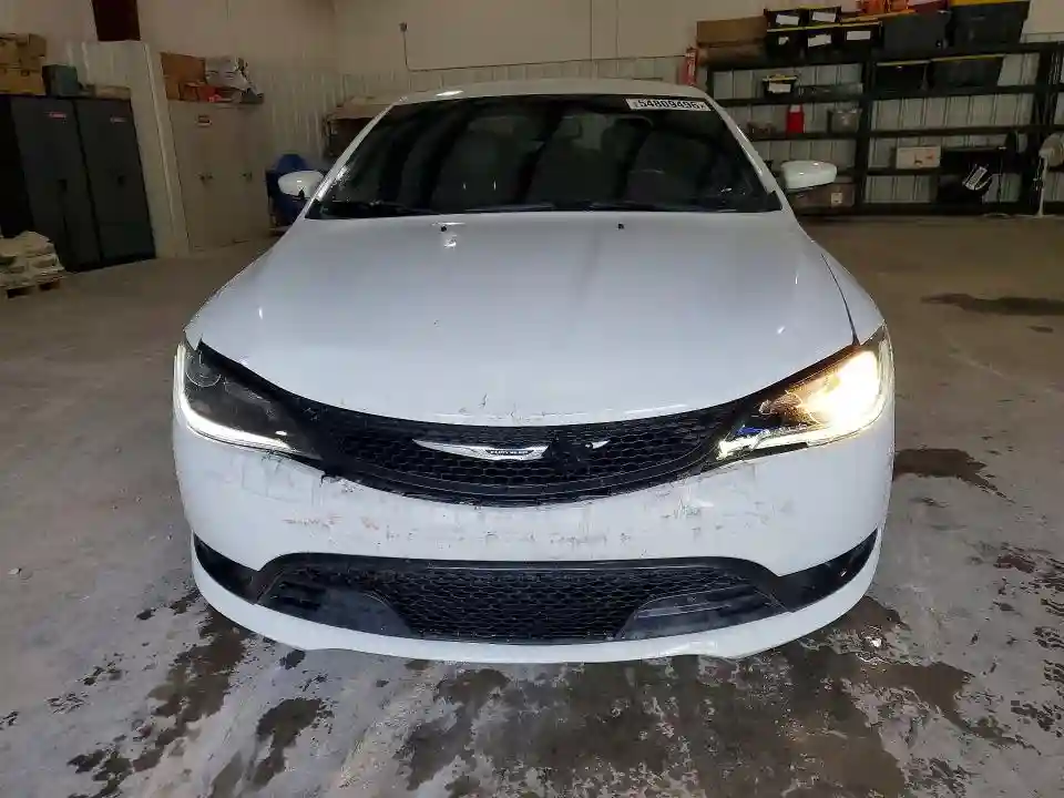 1C3CCCBB9GN146399 2016 CHRYSLER 200-4