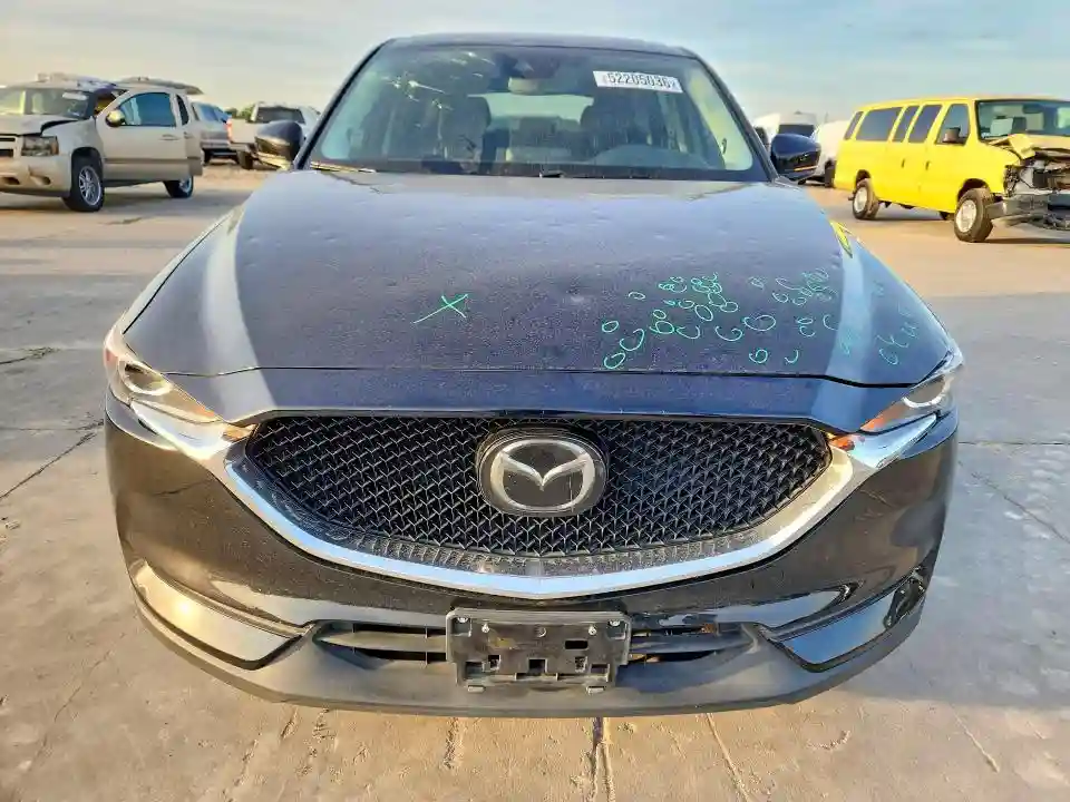 JM3KFACM8J0405821 2018 MAZDA CX-5-4