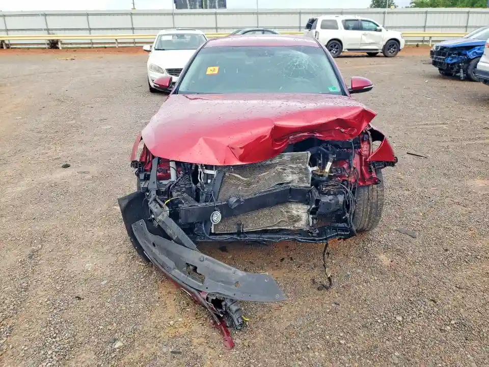 5XXGT4L31JG198817 2018 KIA OPTIMA S-4