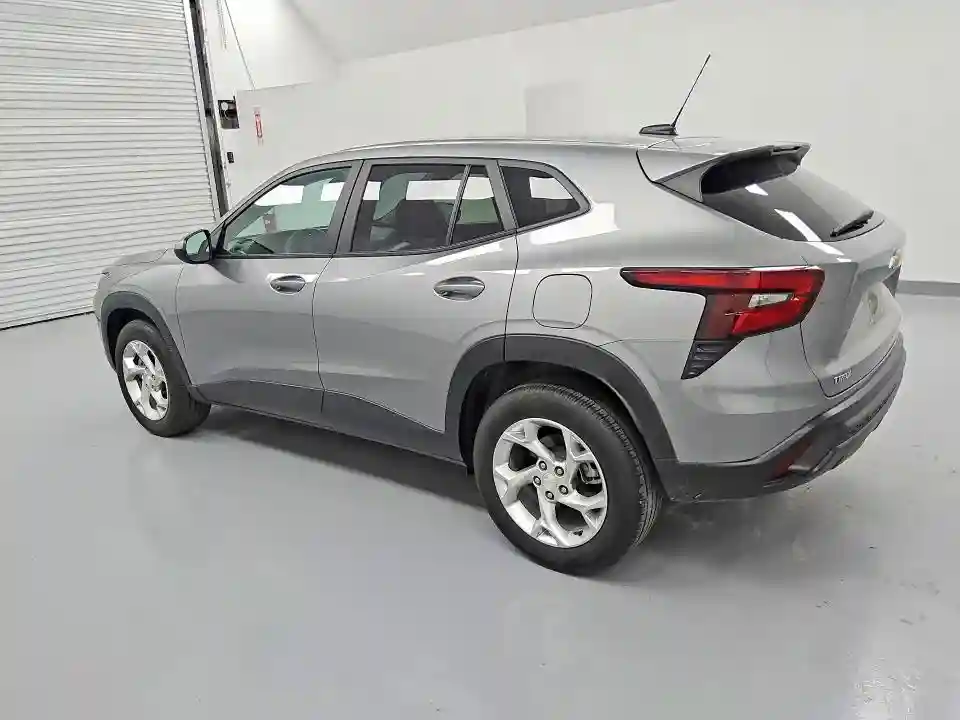 KL77LFE24RC013667 2024 CHEVROLET TRAX-1
